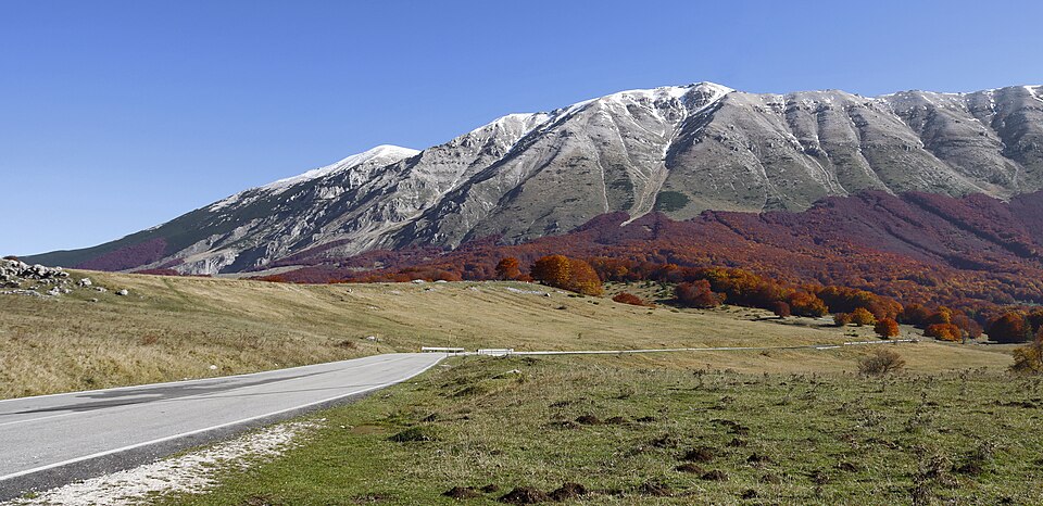 La Majella: guida alle escursioni nel Parco Nazionale tra eremi, borghi e montagne