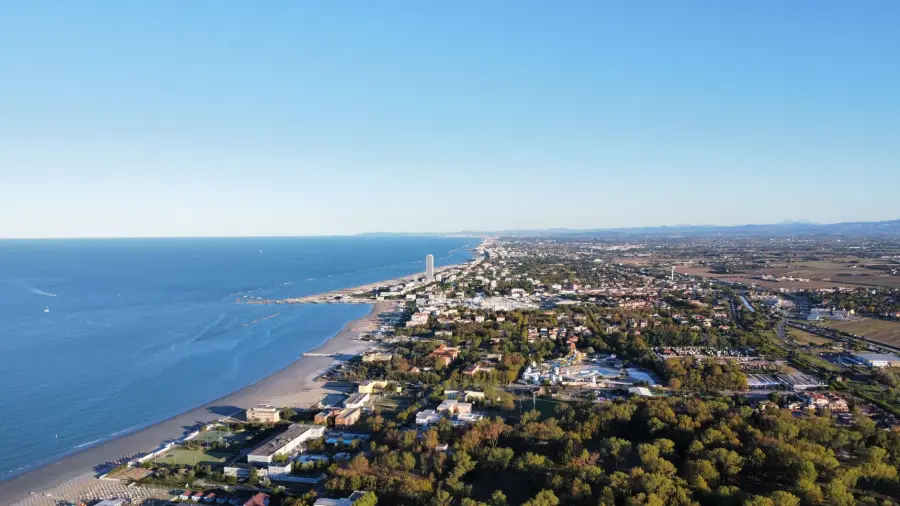 Lungomare di Pescara: spiaggia e estate in Abruzzo